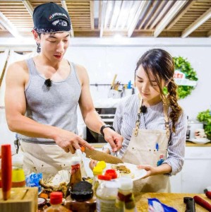娱乐圈美食文女主很会做菜：治愈系美食与娱乐圈的完美融合，轻松俘获你的胃与心