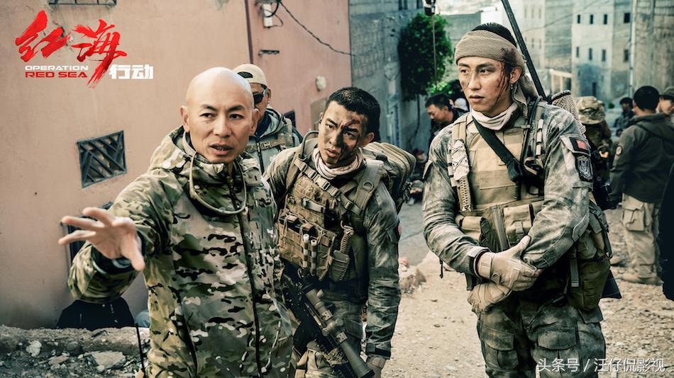 震惊！美国斩首事件，凶手淡定抛掷头颅，社会安全再引关注
